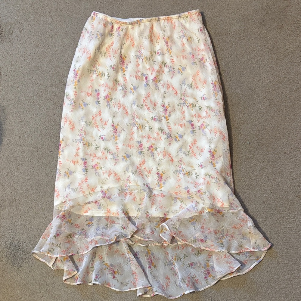 5 for $25! Star City Cream High-Low Floral Ruffle Skirt